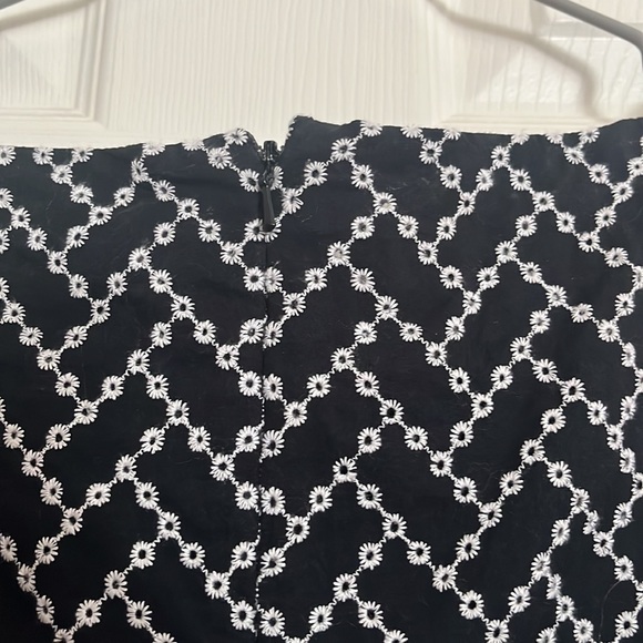 Pattern dress - Picture 5 of 8